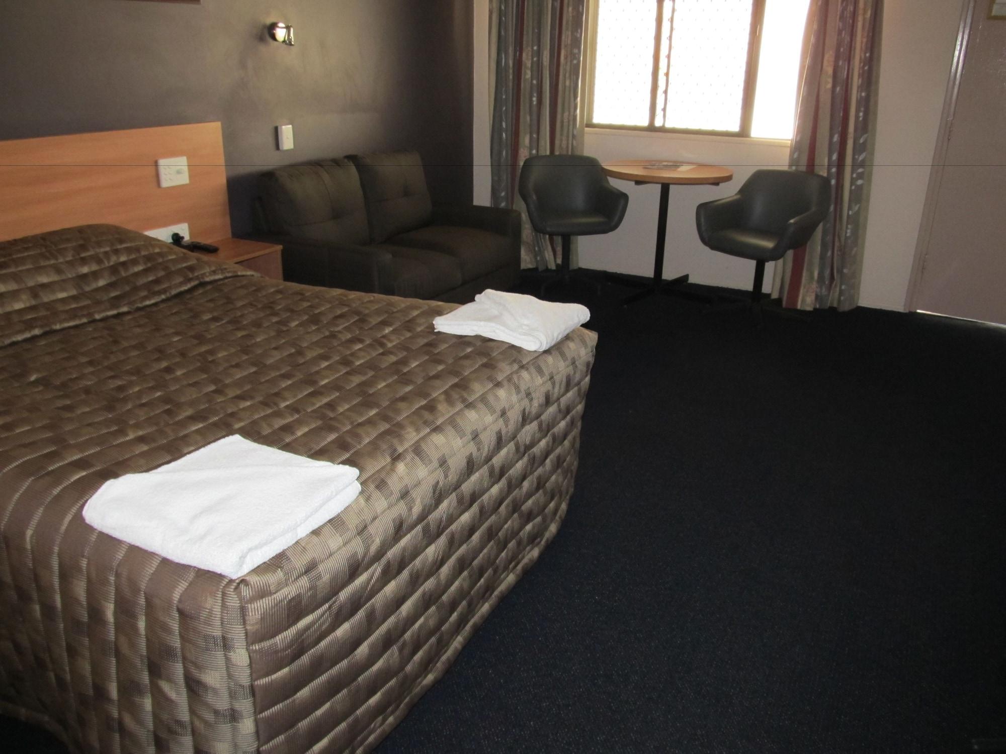 Sunpalms Motel Рокхемптън Екстериор снимка