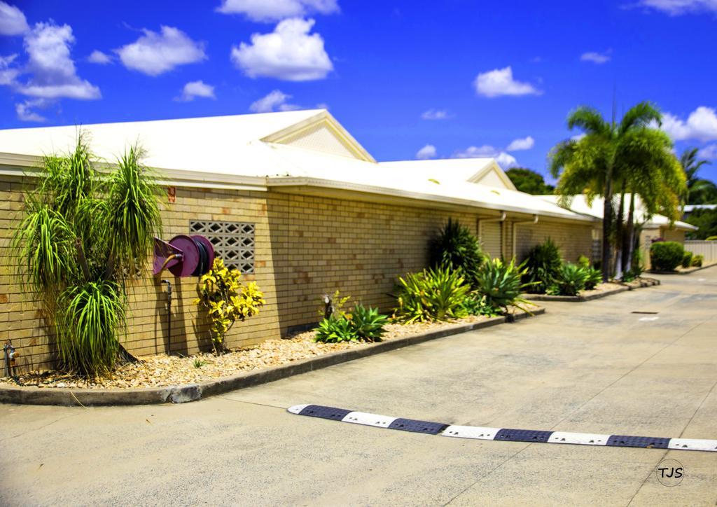 Sunpalms Motel Рокхемптън Екстериор снимка